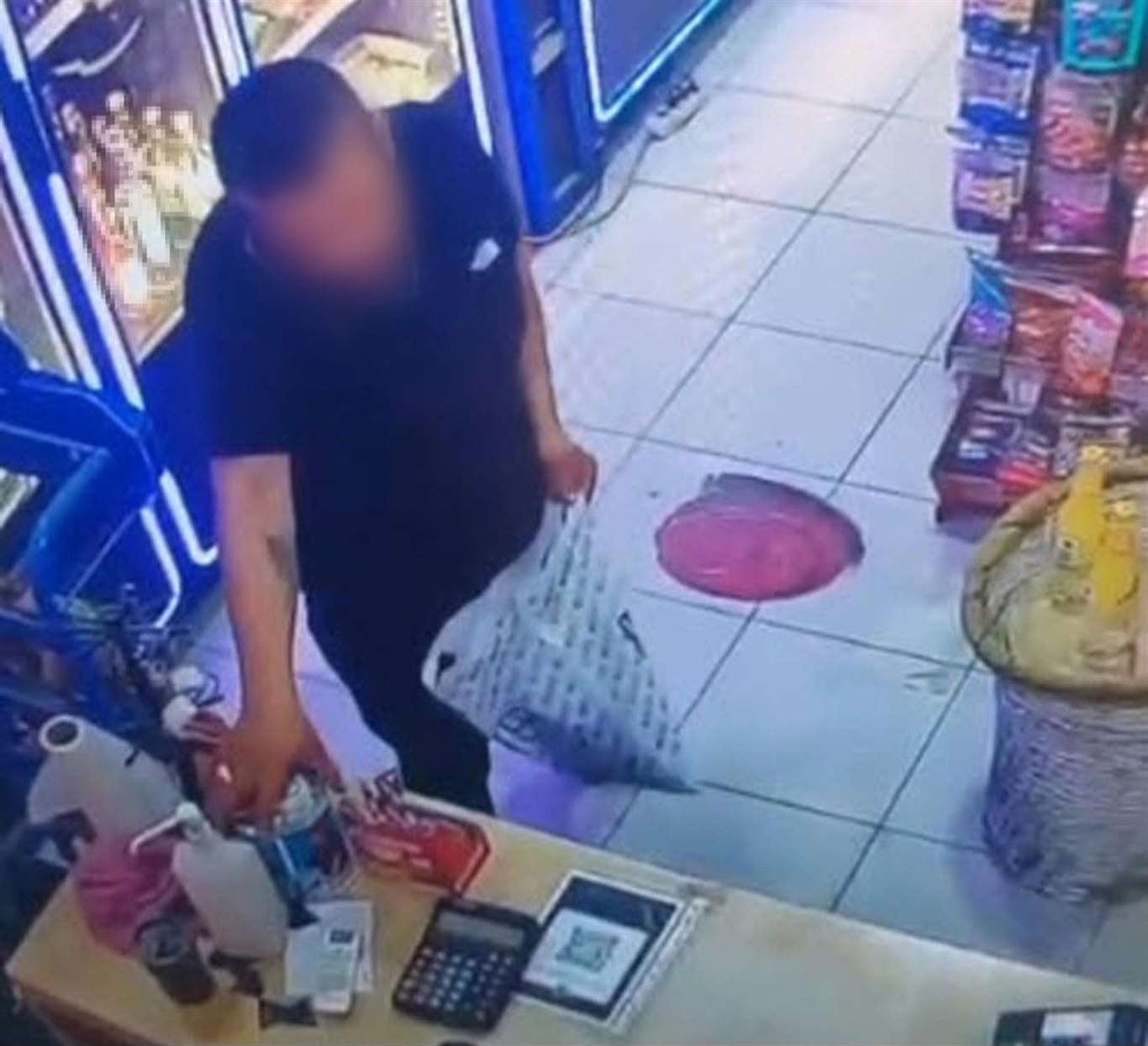 Göktuğ için konulan 5 yardım kumbarasını çaldı, tutuklandı haberi